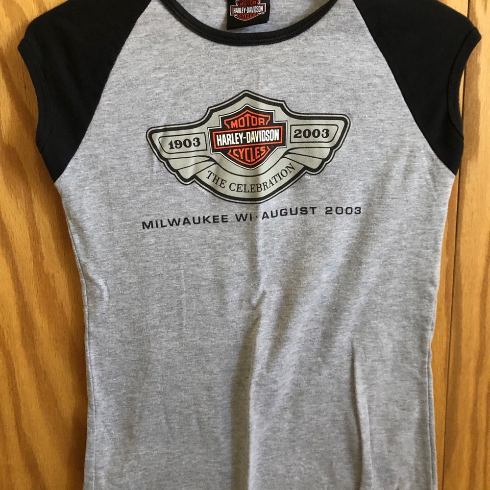 HD T-shirt